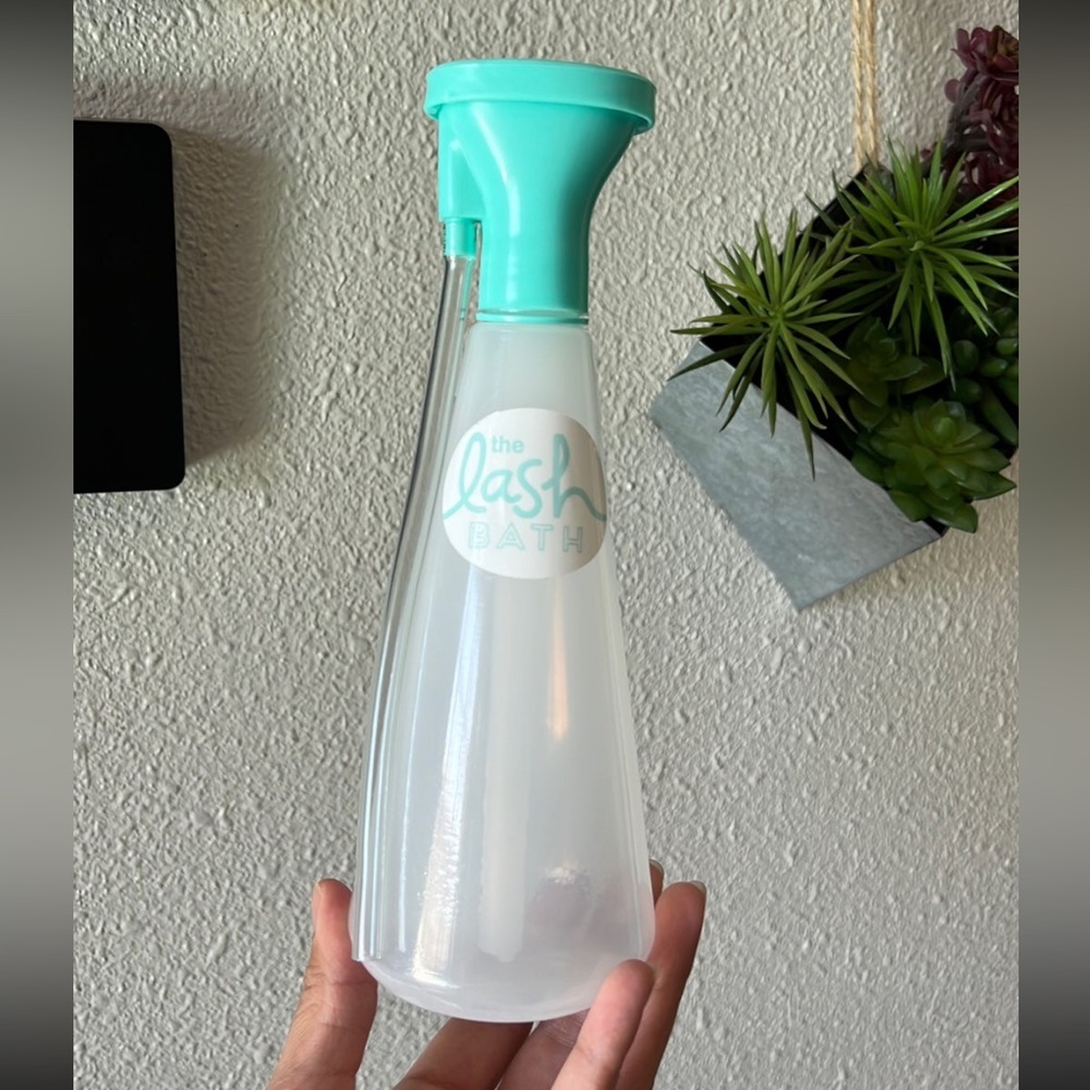 The Lash Bath Eyelash Extension Cleanser Bottle Brand New